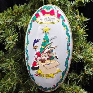 Vintage Russell Stover Looney Tunes Wile E Coyote Road Runner Christmas Ornament
